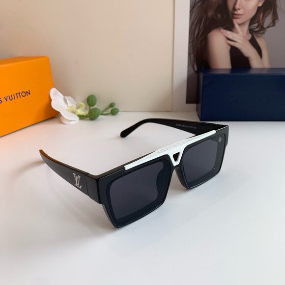 Louis Vuitton Black Cat-Eye Sunglasses with Gloss Finish main image 6
